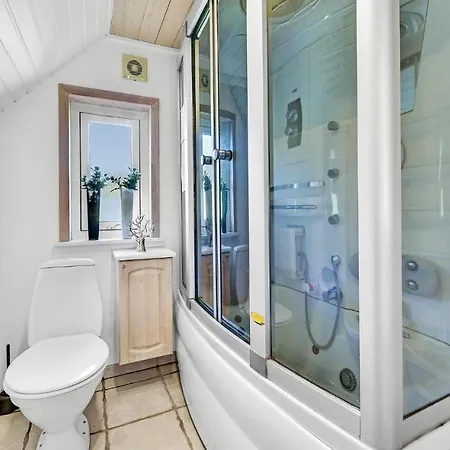 2 Bedroom Lovely In Hemmet