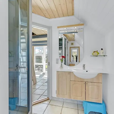 2 Bedroom Lovely In Hemmet