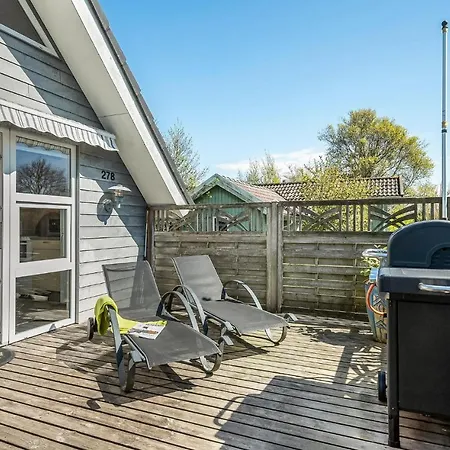 Сasa de vacaciones 2 Bedroom Lovely In Hemmet Falen